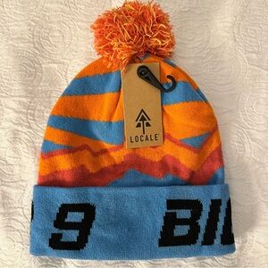 Locale Men's Orange and Blue Pom-Pom Beanie